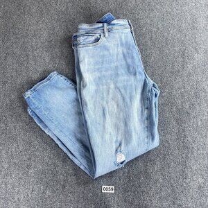 Pilcro Light Wash Blue Women's Jeans